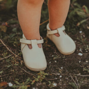 elia baby shoes cream leather