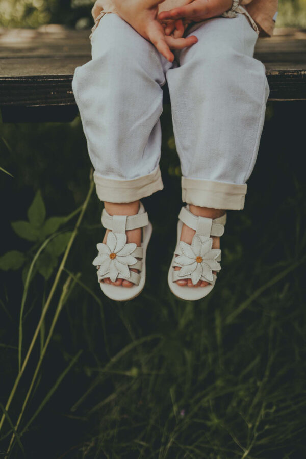 tuti fields baby shoes daisy