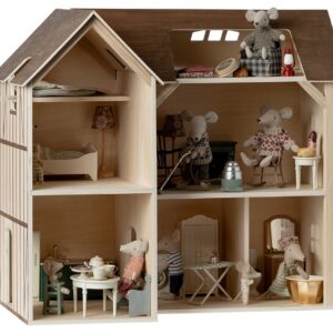 mouse hole farmhouse toy