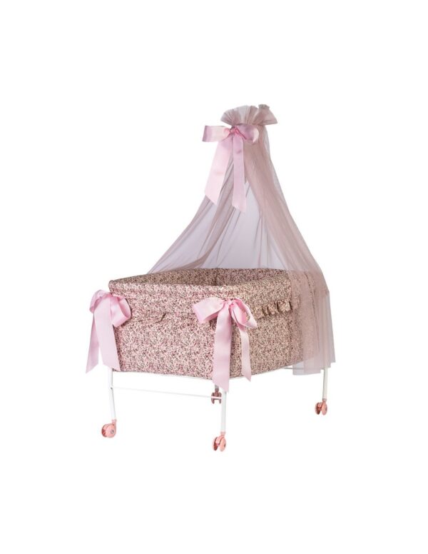 crib with martina canopy