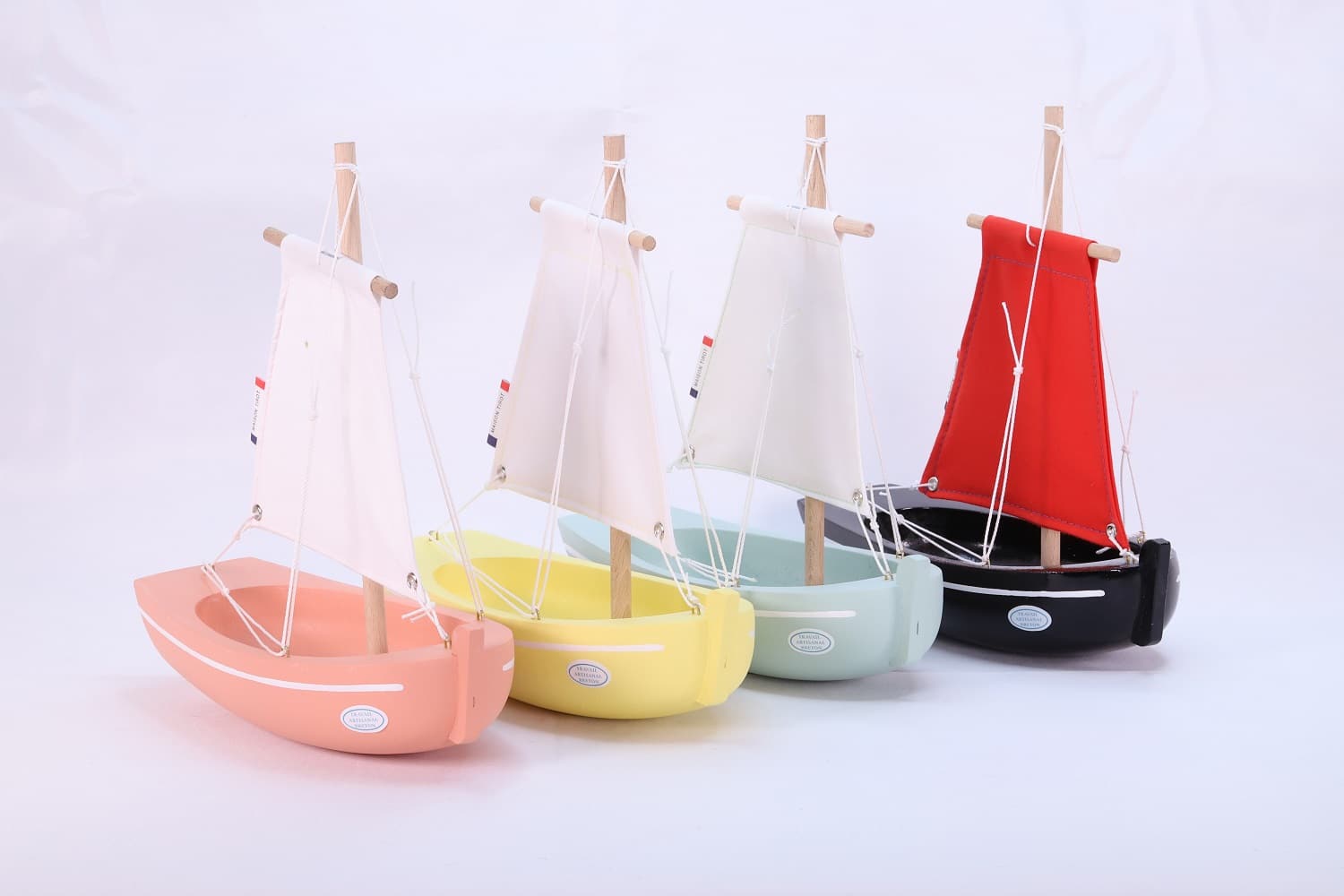 Model Boat Wooden Miniature Boat Small Wooden Boat Small Fishing Boat with  Canopy Boat Children's Toy Solid Wood Boat Decoration