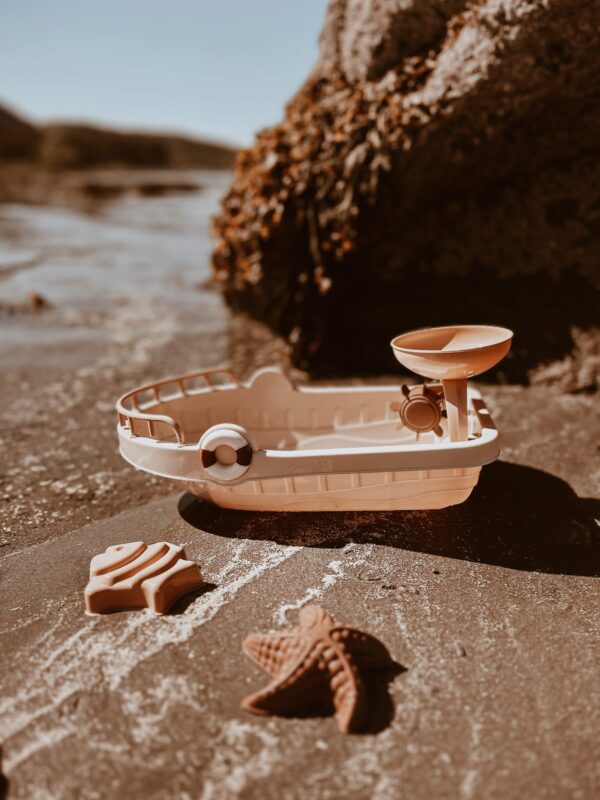 all aboard beach set toy