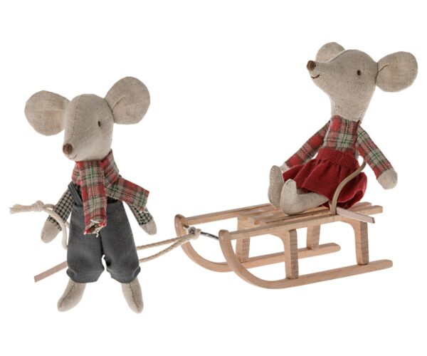 maileg sled mouse