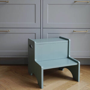 nofred step up stool olive green